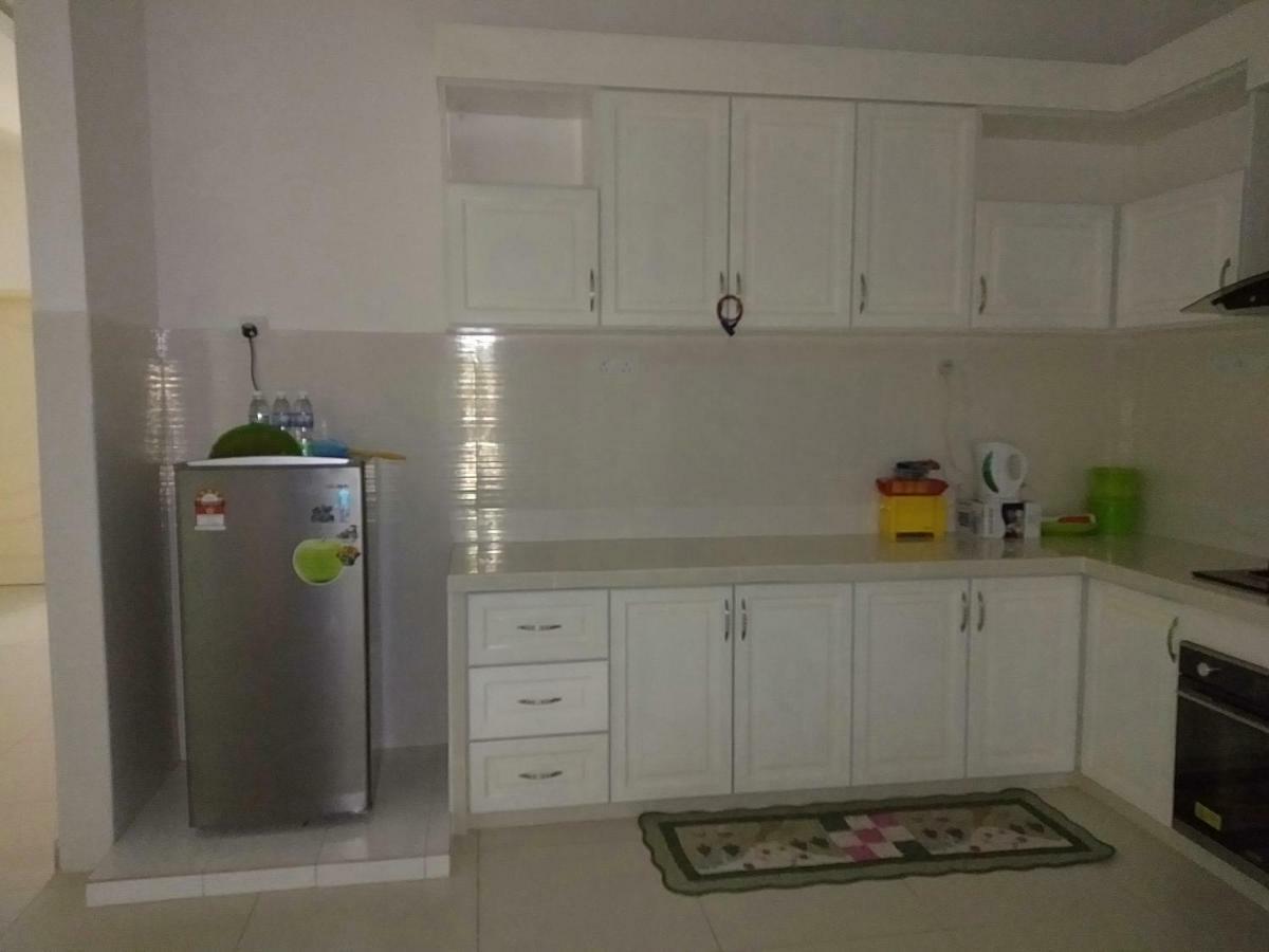 Seri Homestay 293 숭가이페타니 외부 사진