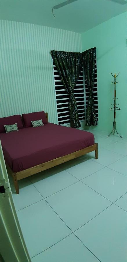 Seri Homestay 293 숭가이페타니 외부 사진
